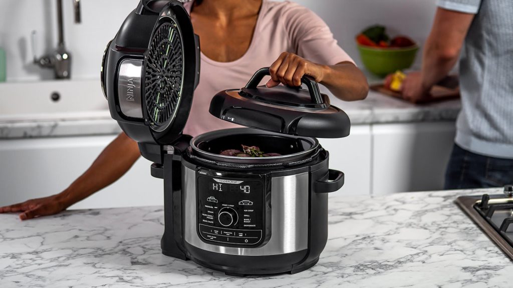 Ninja Foodi Max versus Instant Pot - Comparison  Have you been wondering  whether to get a Ninja Foodi Max multicooker or an Instant Pot Duo Crisp?  In this video I do